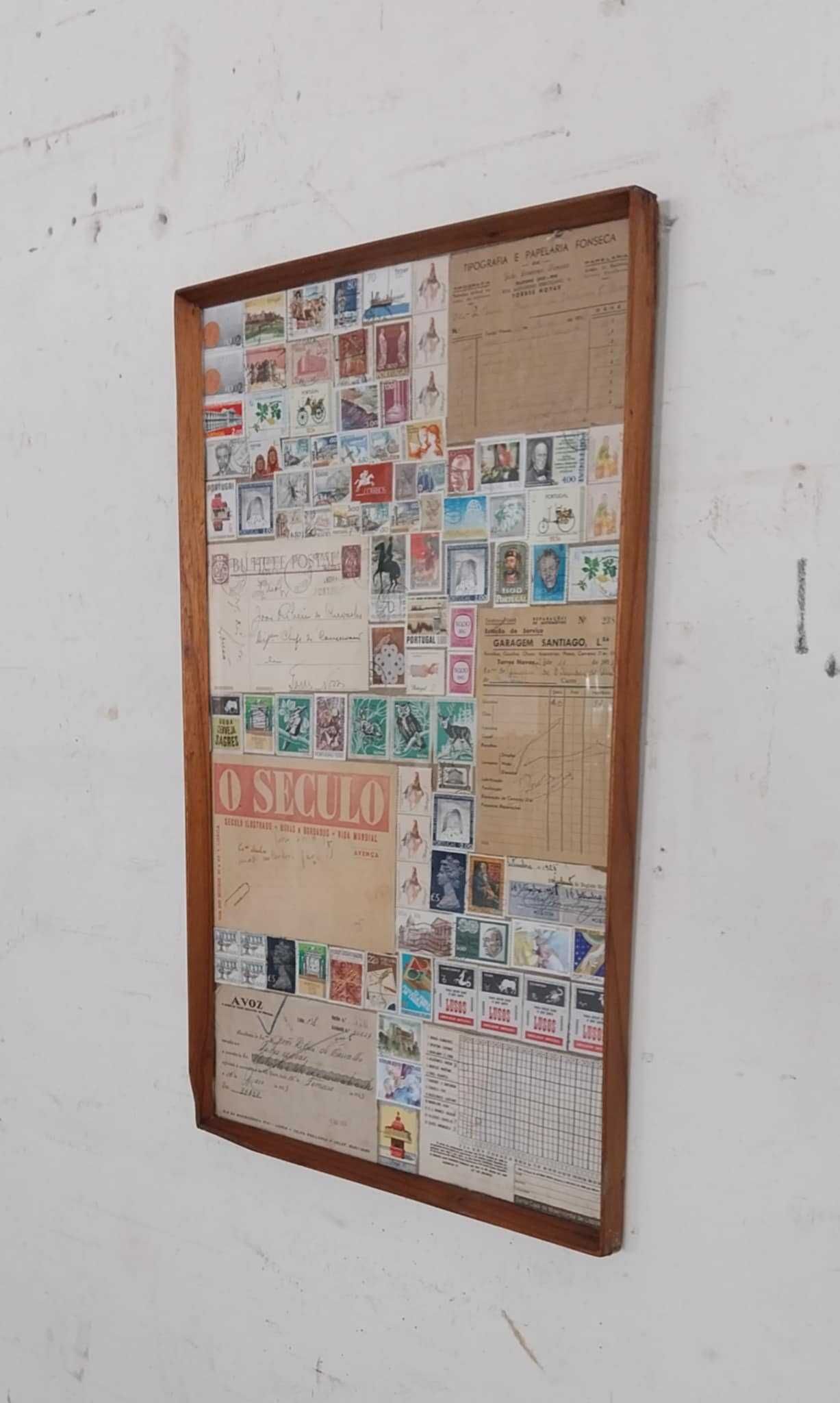 Quadro com colagem de Selos, Documentos Antigos ...