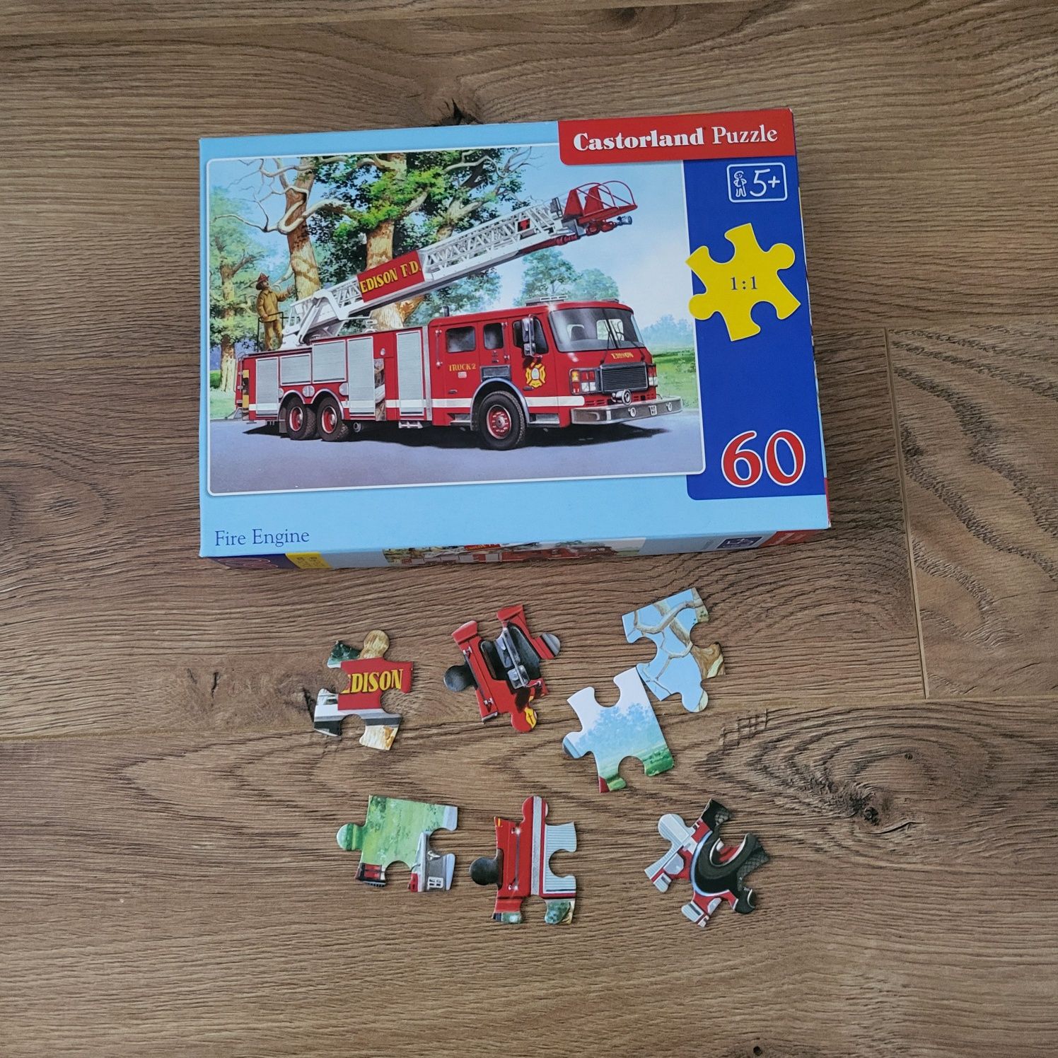 Puzzle 5+, 60szt Straż Pożarna, wóz strażacki