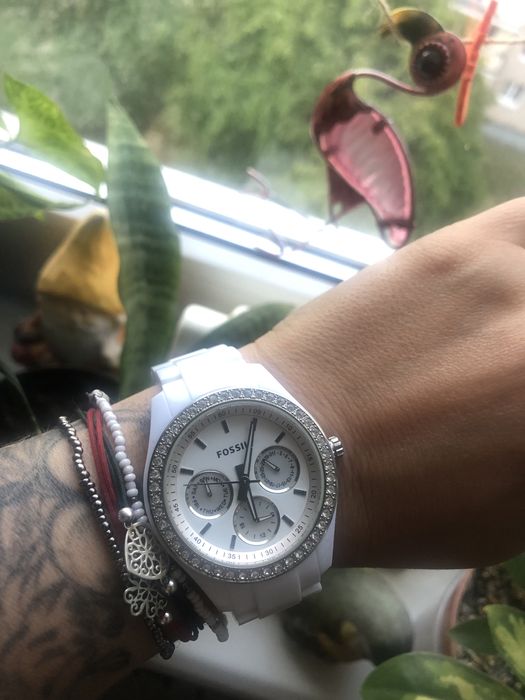 Biały zegarek fossil nowy