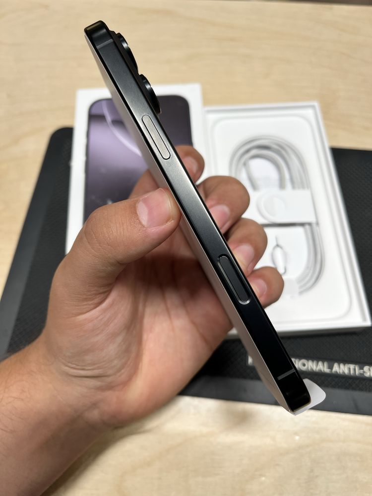 iPhone 16 Pro Max 256 100% open box