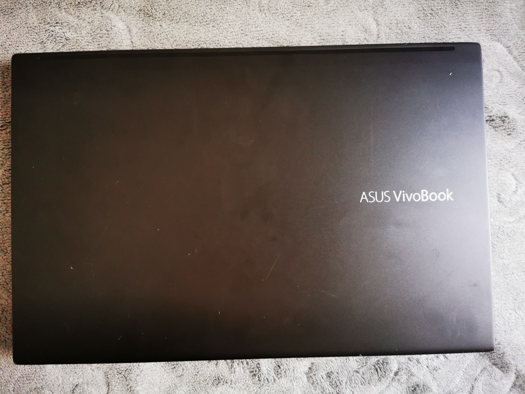 ASUS VivoBook K513E