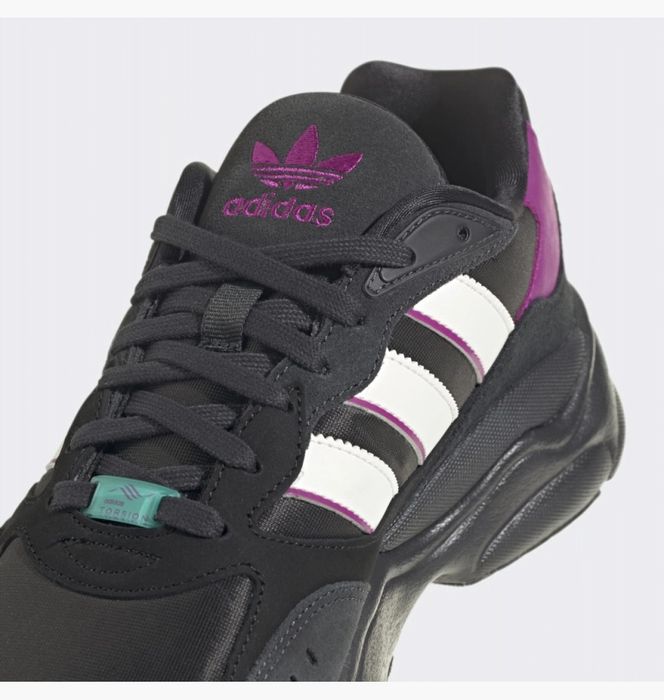 Кросівки adidas retropy f90