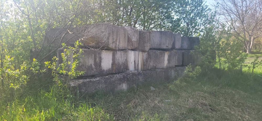 Плити перекриття,фундаменті блоки,бій кирпича,дроблений бетон, ФБС,ПКЖ