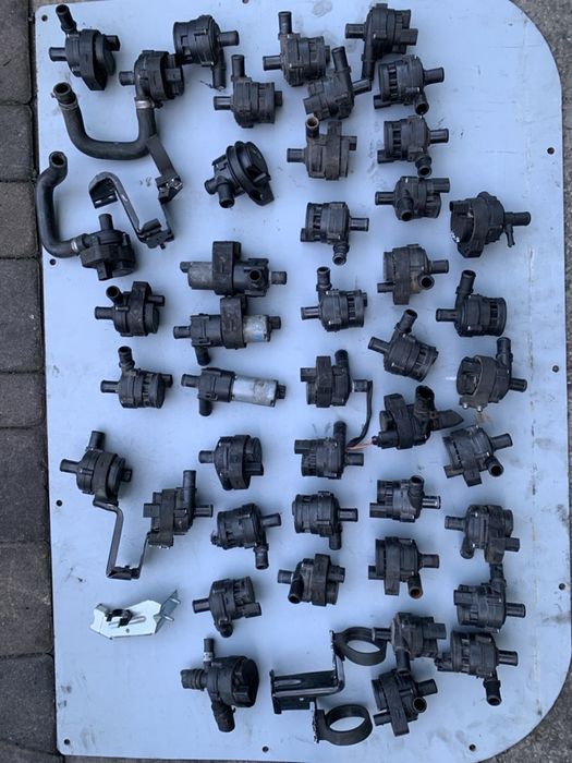 Моторчик циркуляции Тосол насос подкачки спринтер 903 906 вито 639 638