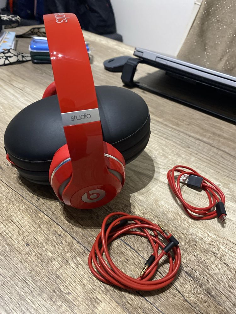 Beats Studio Wired Red