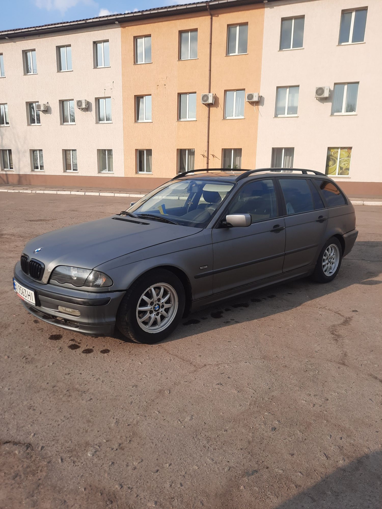 BMW 3 Series 2000