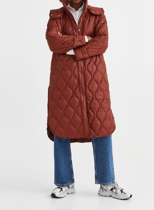 Стьобане пальто H&M
