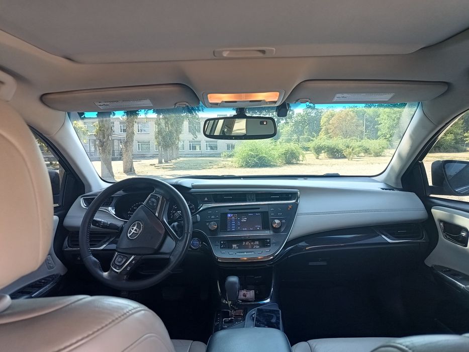 Toyota Avalon hybrid