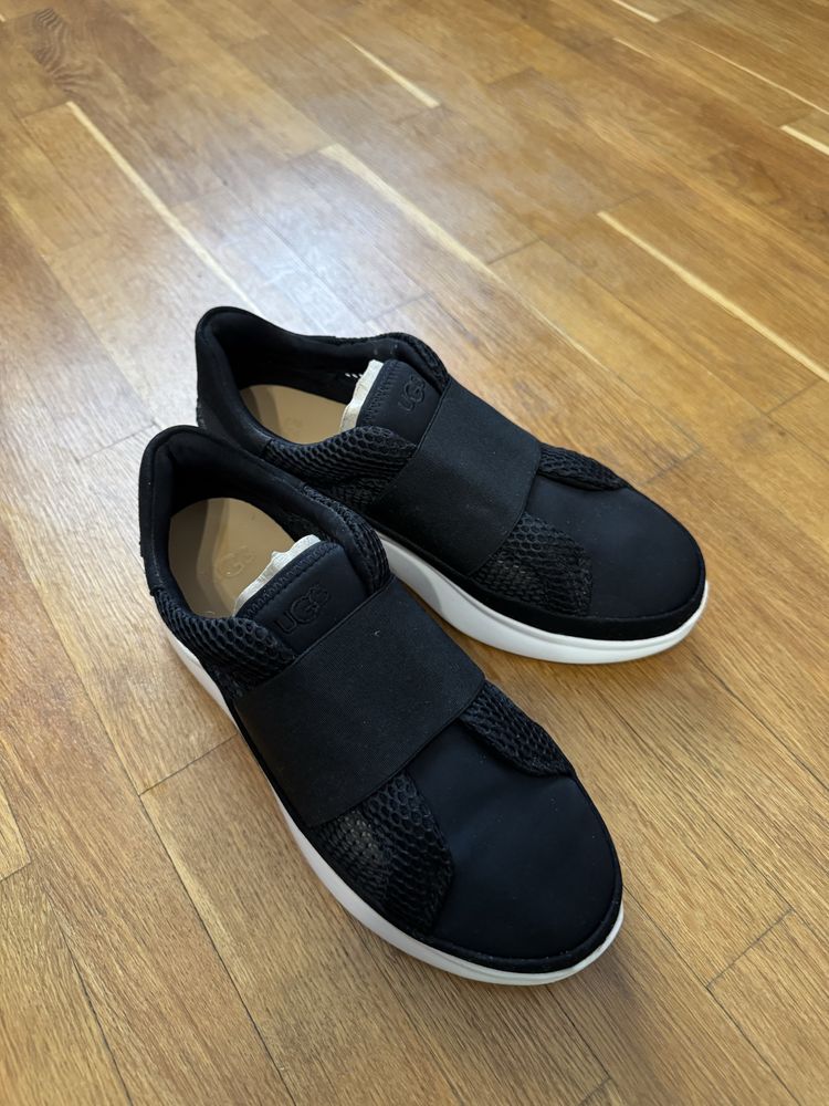 Ugg літні кросівки в сітку оригінал