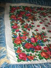 Большой шерстяной платок с бахромой 150/150