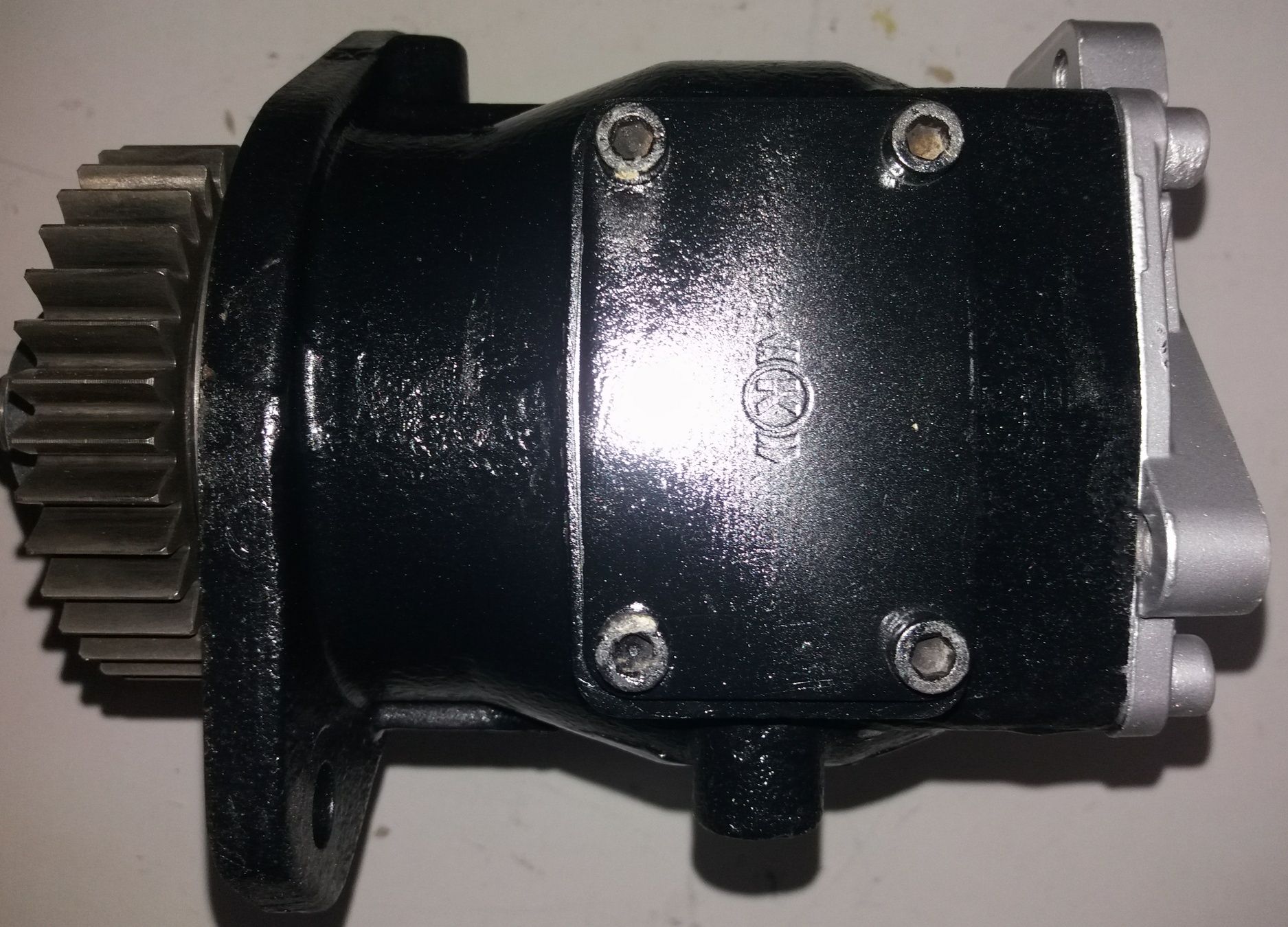 Продам компрессор Knorr-Bremse LK-3840,Seb01819 на IVECO