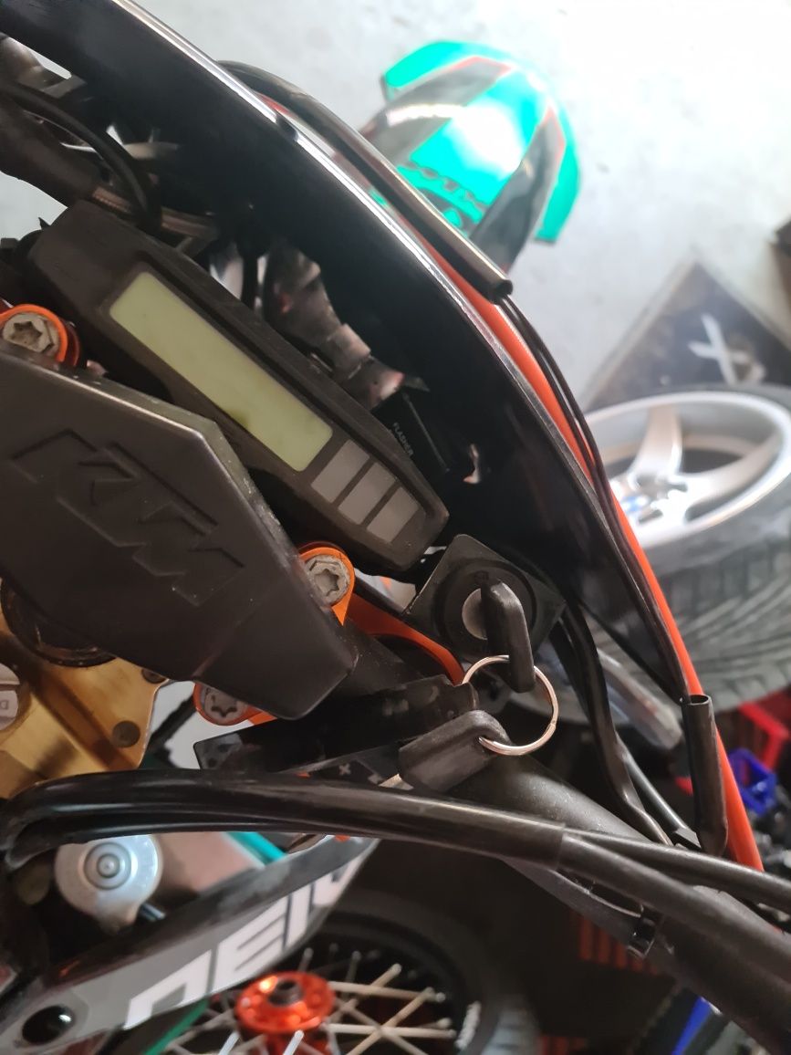 Stacyjka KTM EXC Husqvarna Husaberg odcięcie zapłonu zabezpieczenia