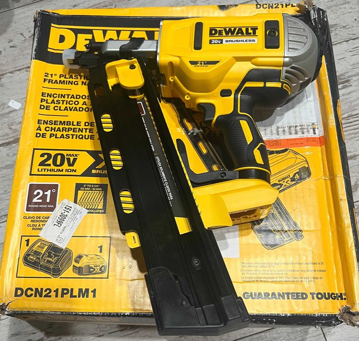 Акумуляторний безщітковий нейлер DEWALT DCN21PL 21гр 82мм цвях з США
