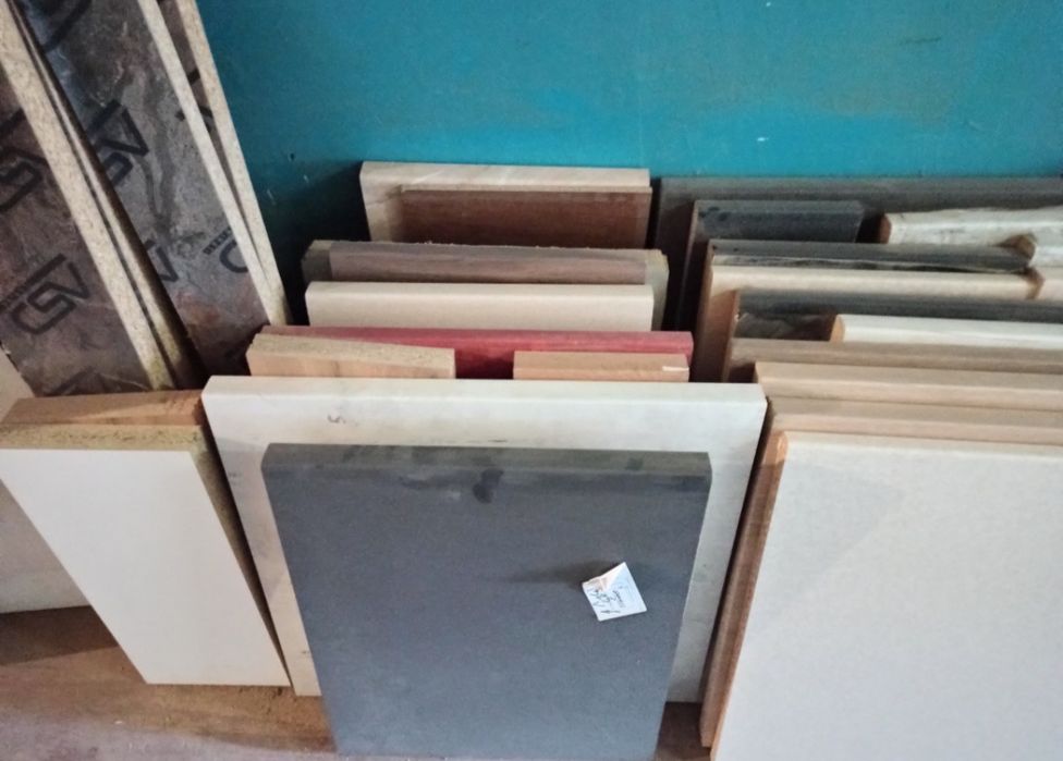 Столешницы в кусках от 700грн за 1 м.пог