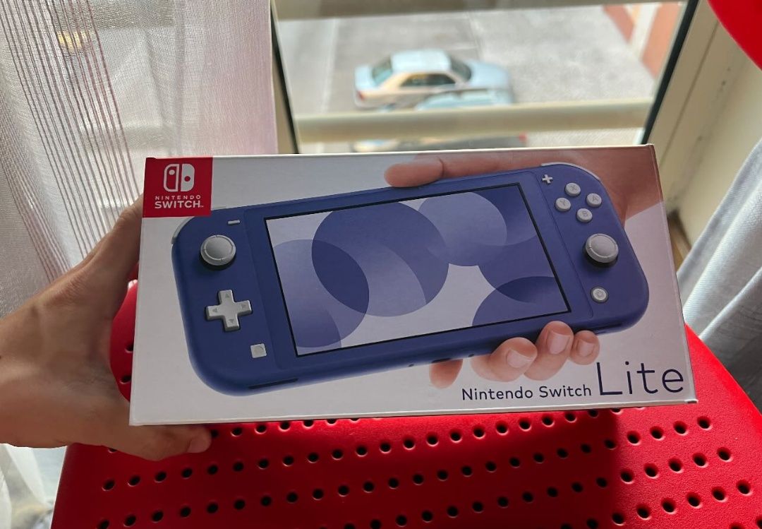 Nintendo switch lite