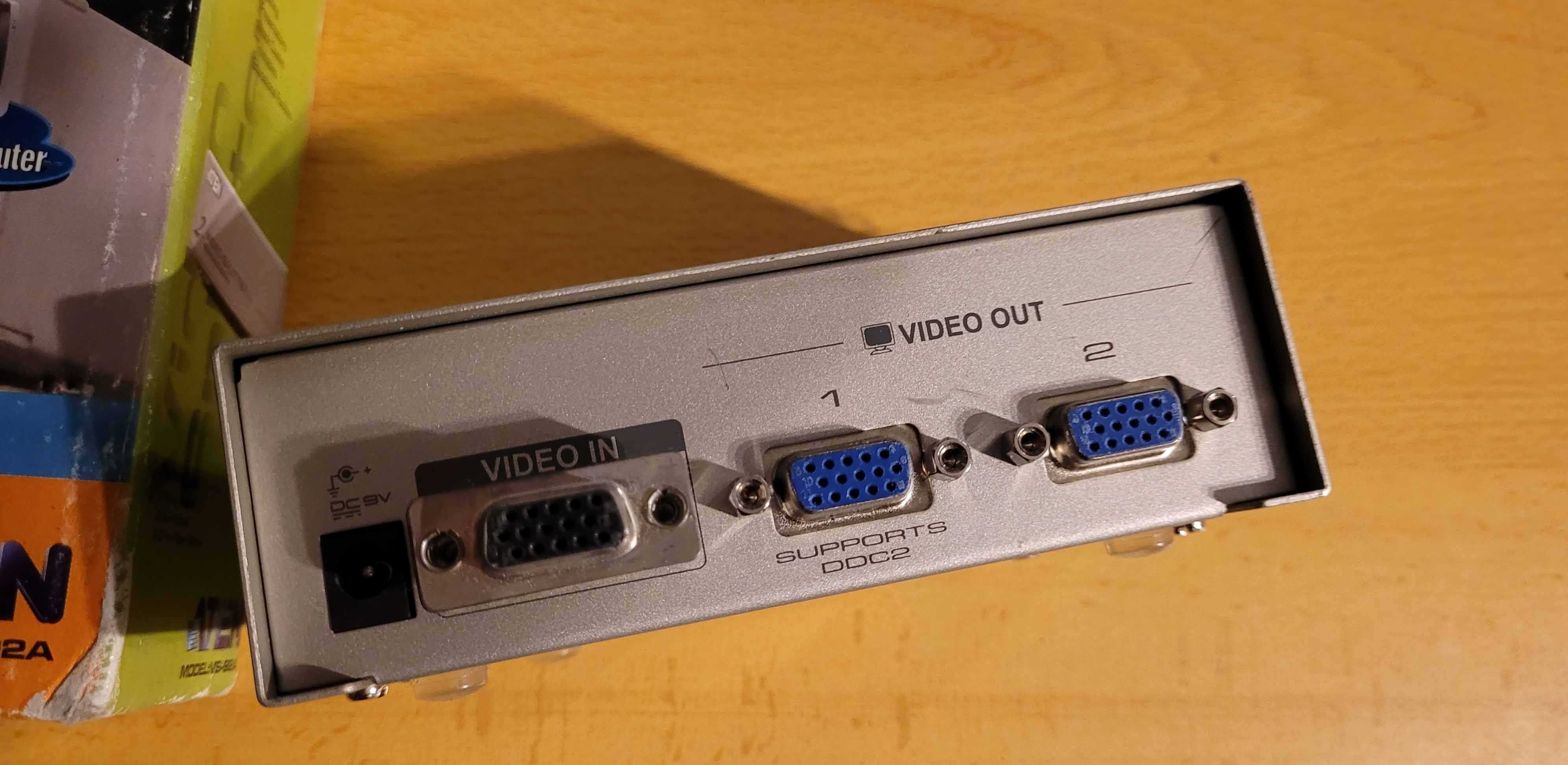 ATEN VS92 A VGA Splitter Distribuidor VGA