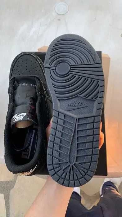 "Buty koszykówki "Jordan_1_Retro_Low_OG_SP_Travis_Scott_Black_R.41