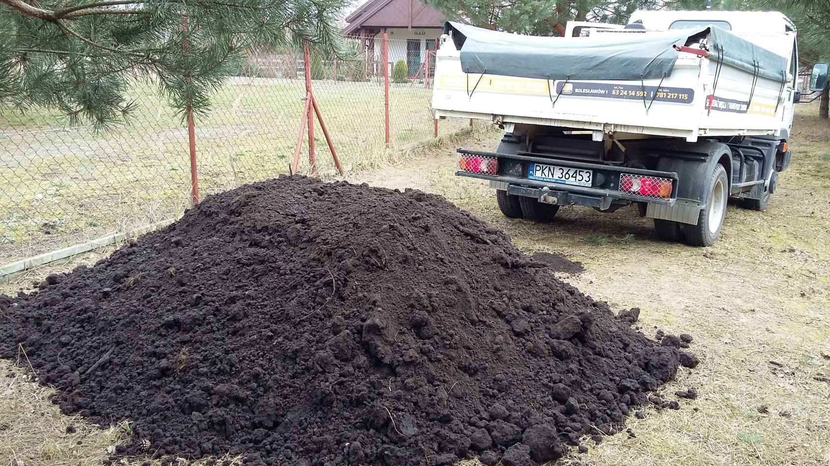 Ziemia Ogrodowa Czarnoziem Torf Transport Konin Zwir Piasek Kamień