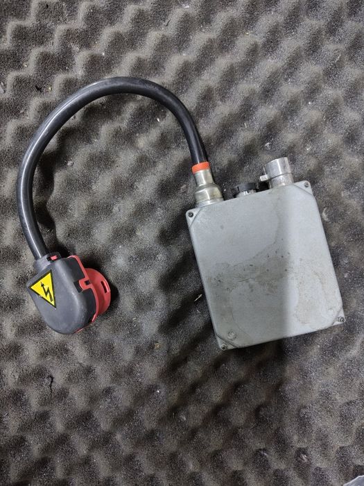 Блок розпалу ксенона Hella 5DV007760-21