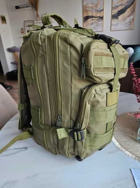 Plecak podręczny w góry wojskowy na wyjazd do samolotu taktyczny
