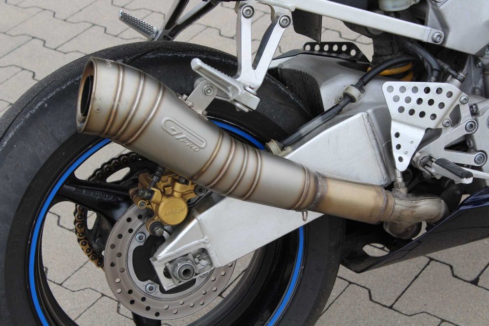 Honda CBR 929 Leovince GP Pro