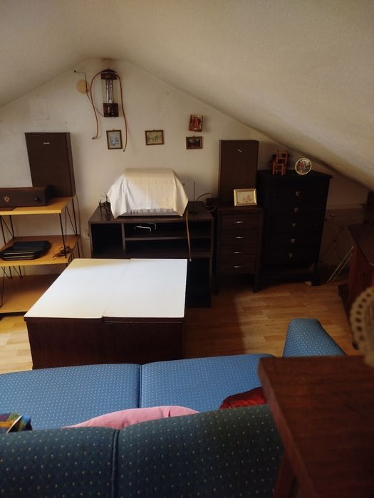 Vendo estante com arrumação