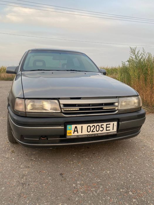 Опель Вектра А 1993