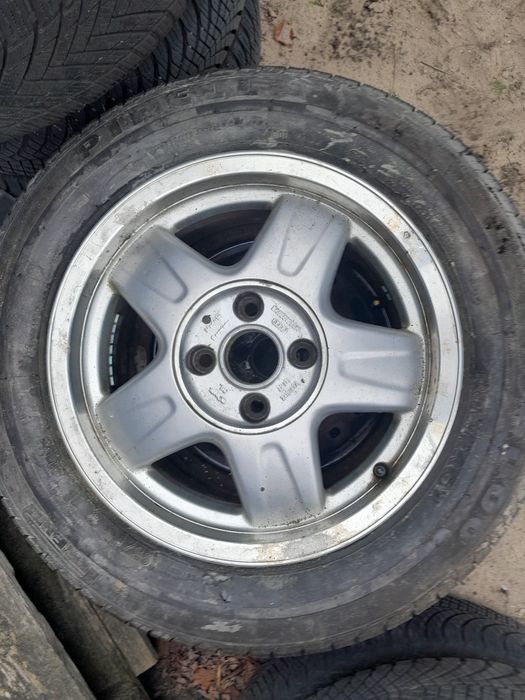 Oryg. Koła alu 195/65/15 4x108 et37 audi 80 opony zima dekielki