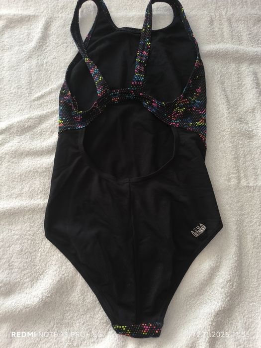 Strój kąpielowy r. 152