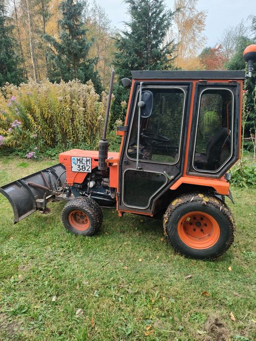 Kubota 7100 traktorek