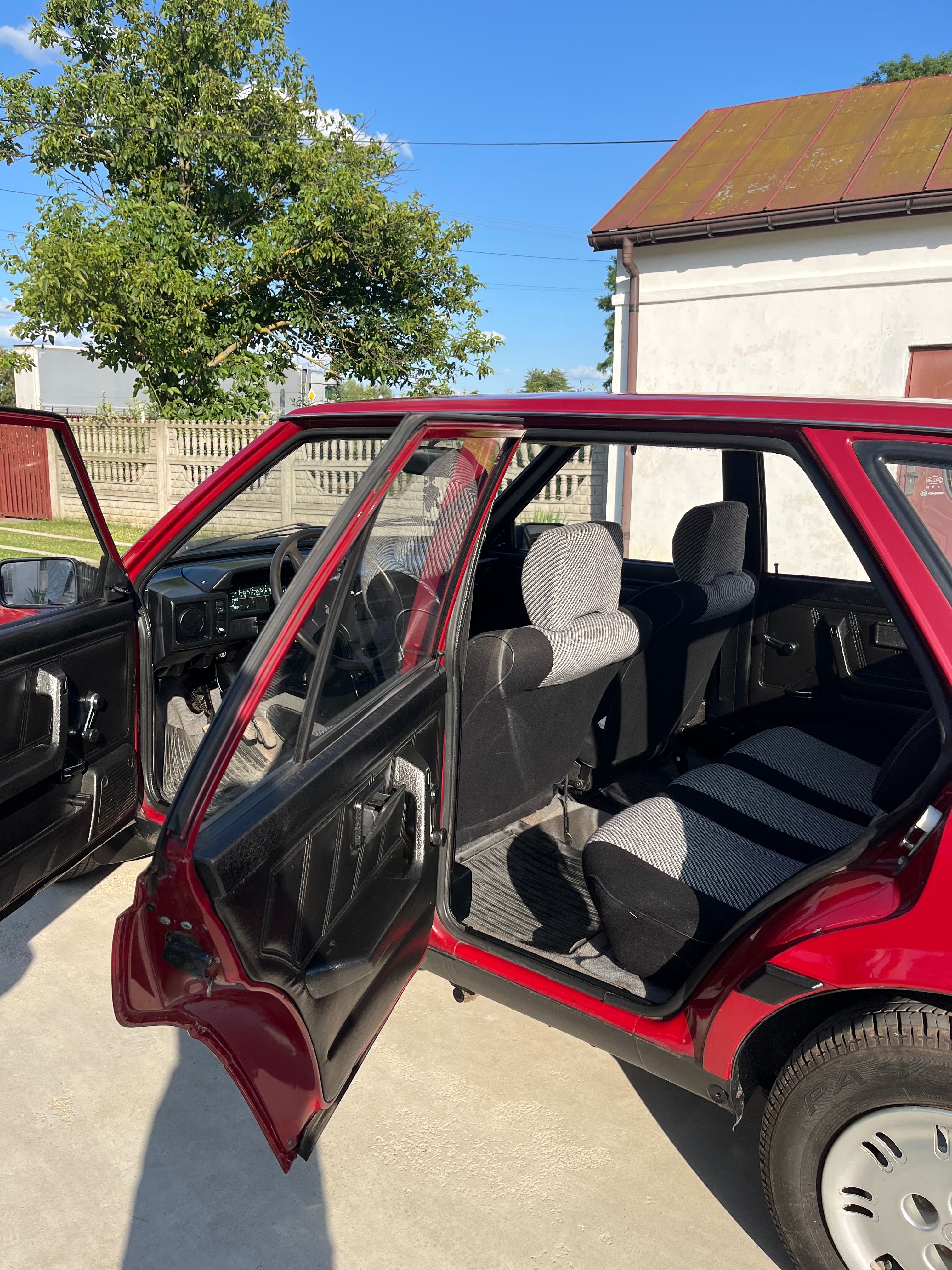 Polonez Caro 1,5