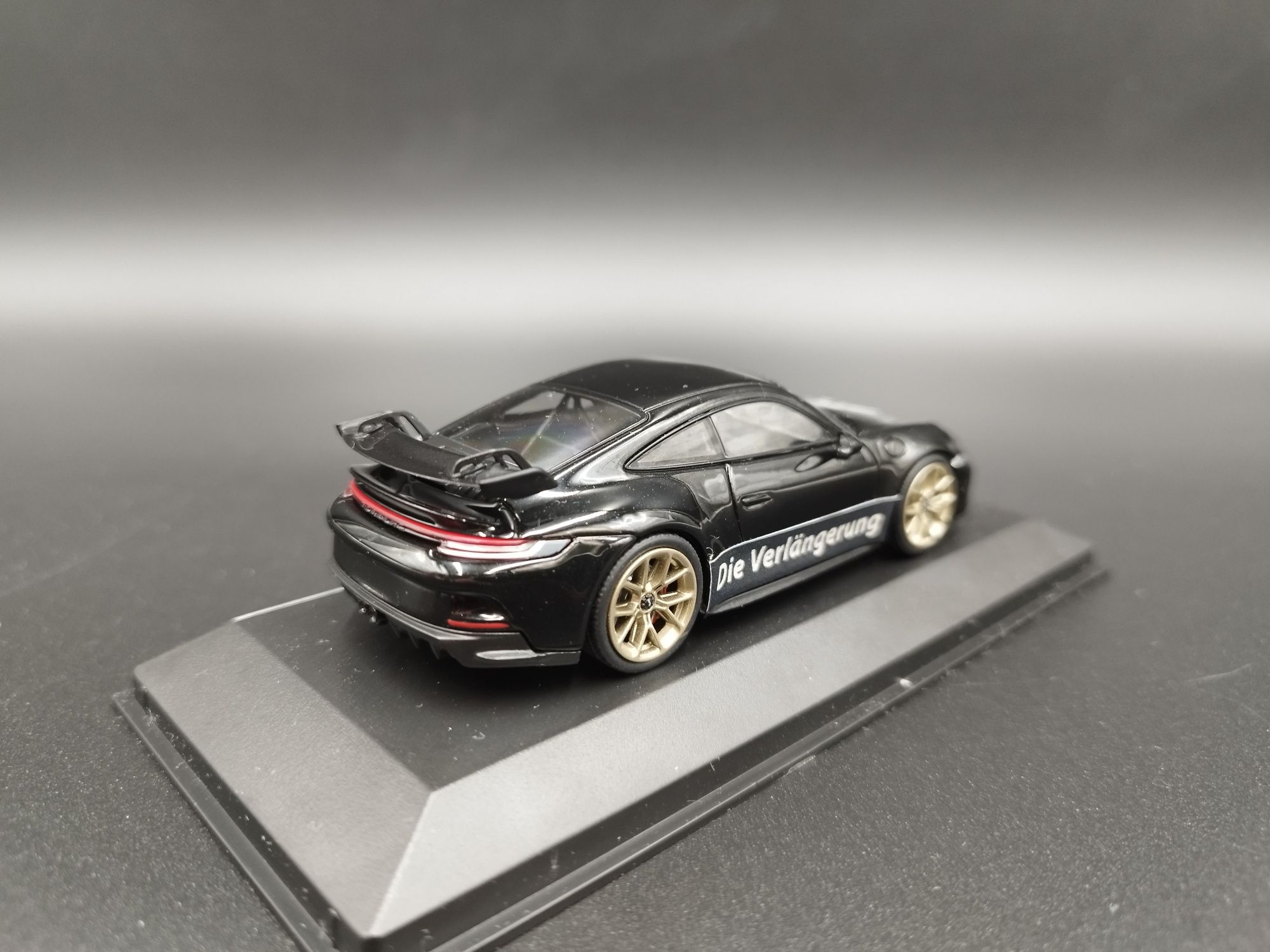 1:43 Minichamps Porsche 911(992) GT3 model limit 50 sztuk