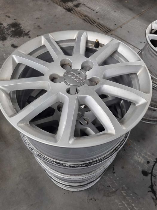 Komplet Felg Aluminiowych Audi A4 B8, A6, 5x112 7Jx16 ET-39