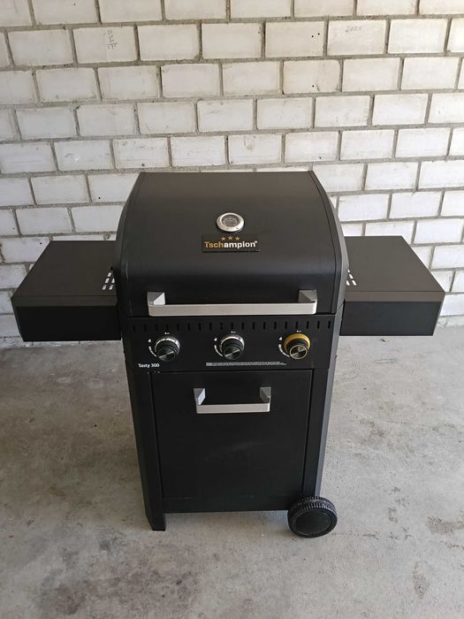 Grill gazowy Tschampion