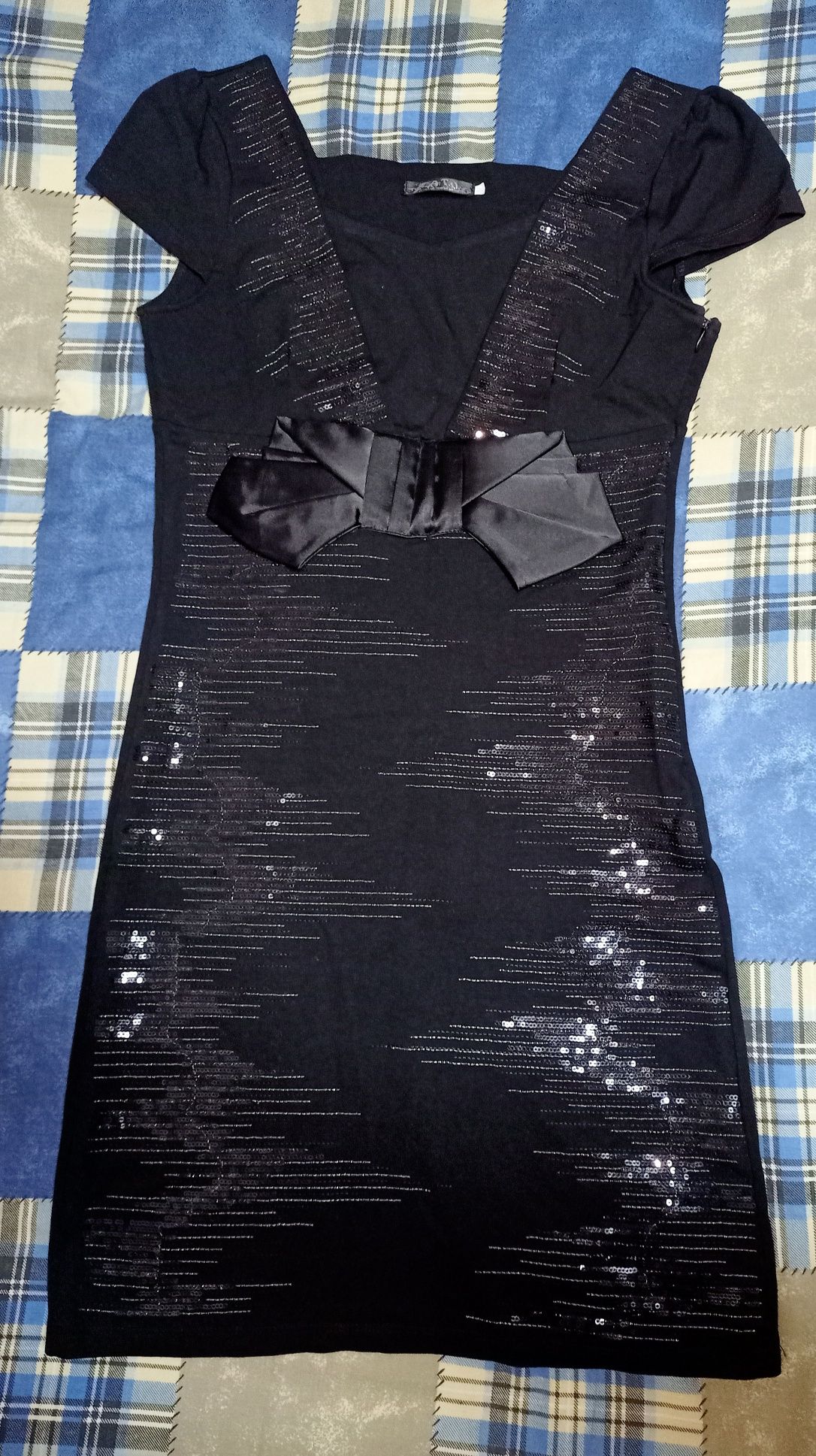 Черное платье - плаття чорне