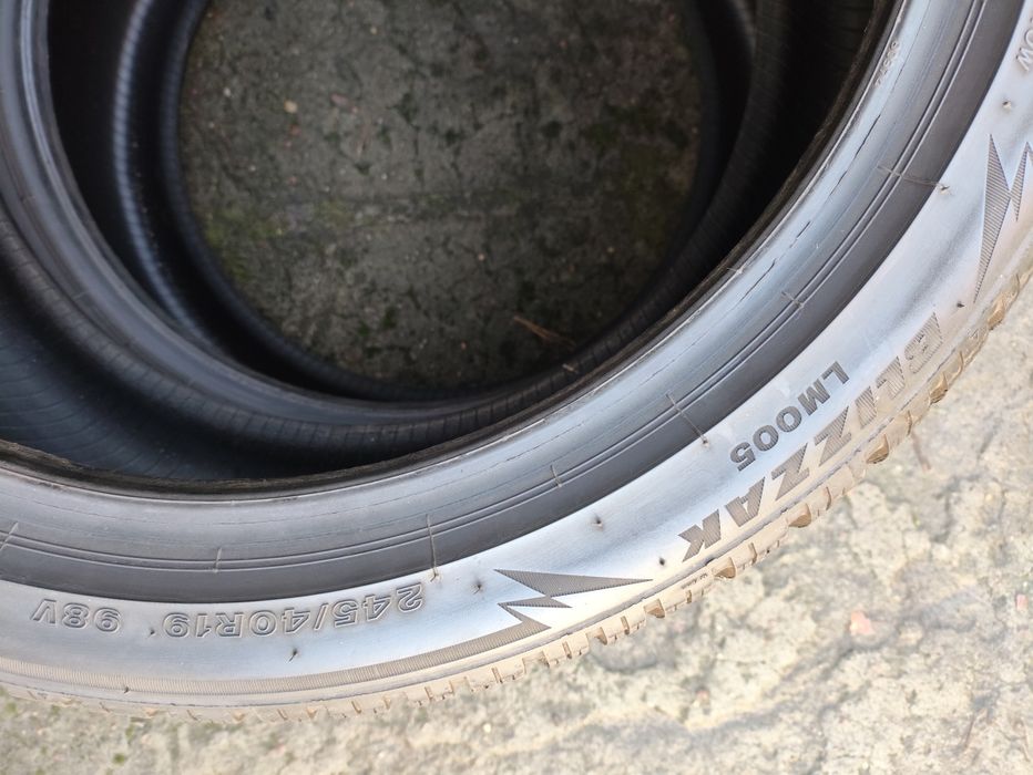 Opony zimowe Bridgestone 2 x 245/40/19 i 2 x 275/35/19, 2022r, 6,5mm