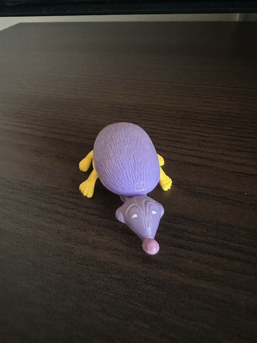 Figurka kinder niespodzianka