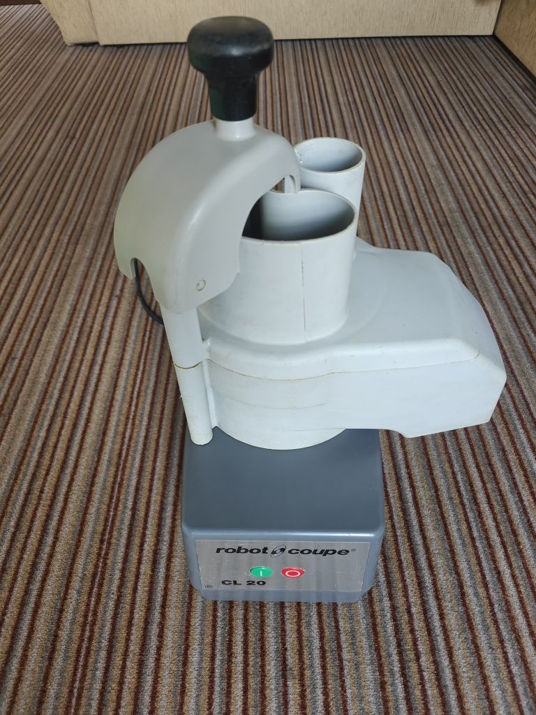 Robot Coupe CL20 и R211xl