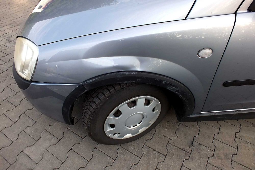 OPEL Corsa C 2002 1,0 Nowe Zimówki i Akumulator ogłoszenie prywatne