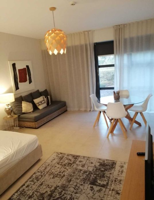 Estúdio T0 totalmente mobilado