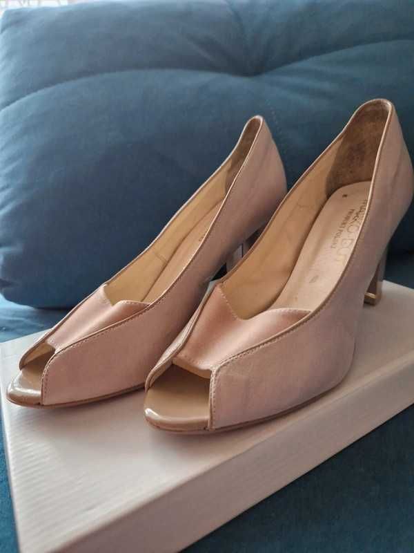 Buty na obcasie skórzane Pantofle Czułenka odkryte palce r 40 słupek