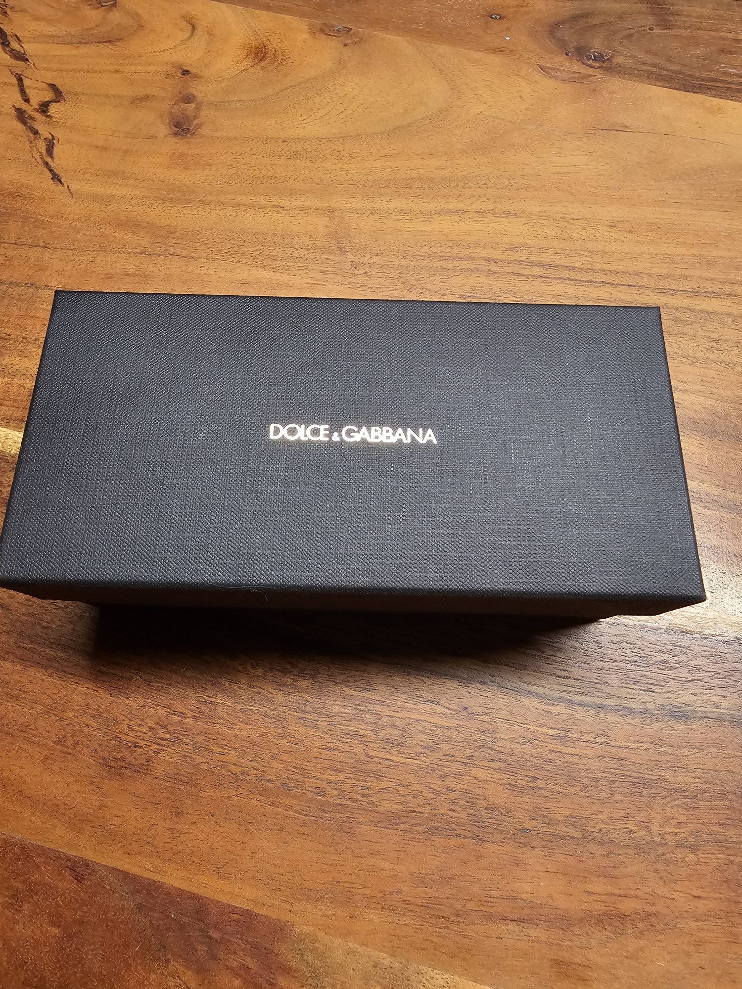 Dolce & Gabbana pudełko po okularach