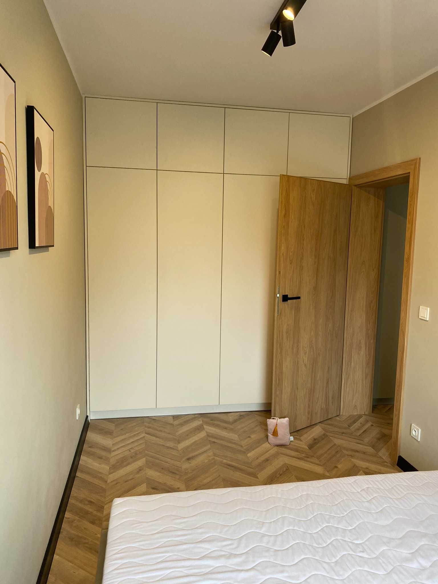 42m2 | ul. Grunwaldzka | miejsce postojowe w hali garażowej
