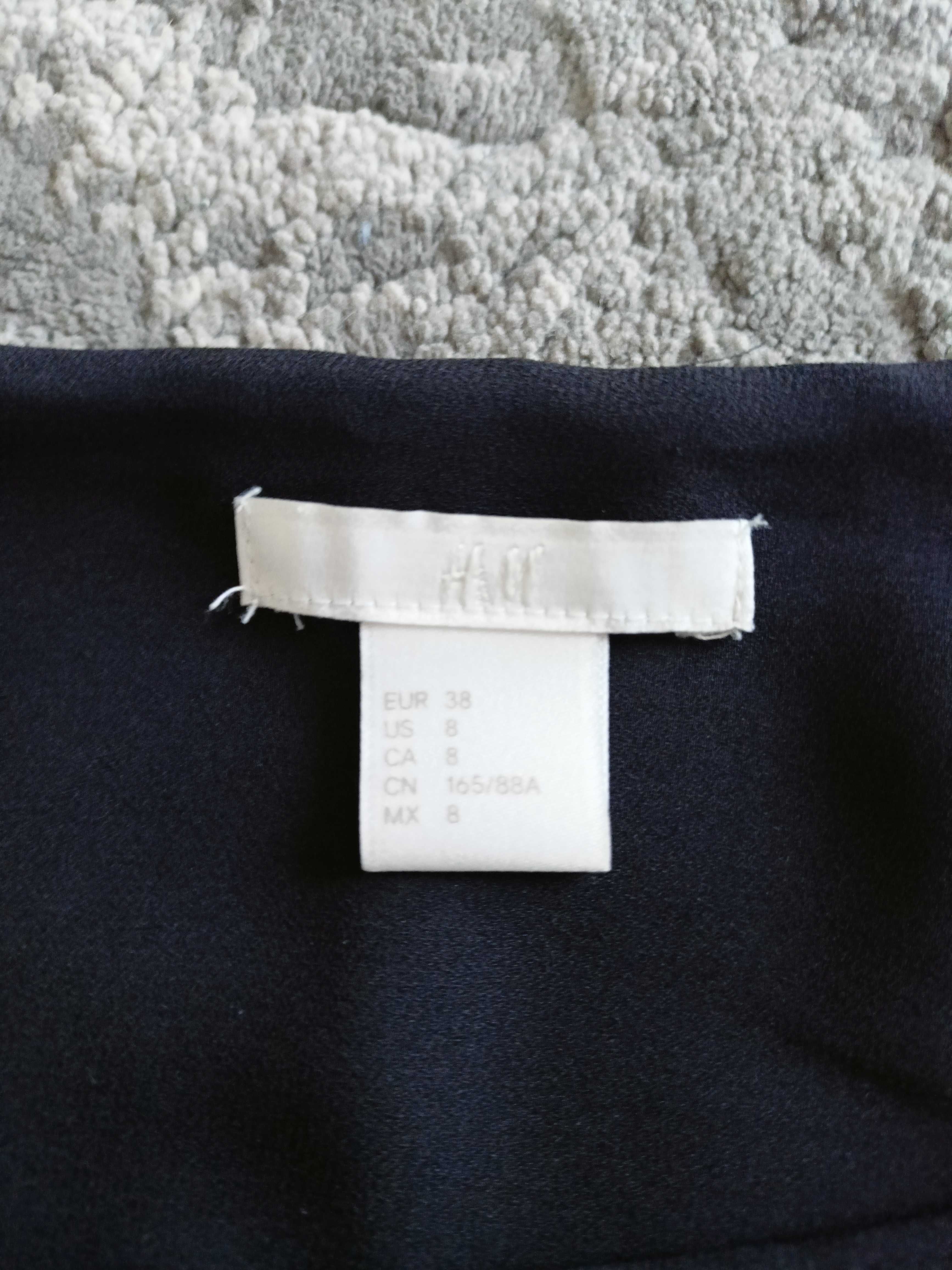 Elegancka sukienka, mała czarna H&M rozmiar M