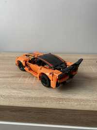 Lego Technic Chevrolet Corvette оригінальний