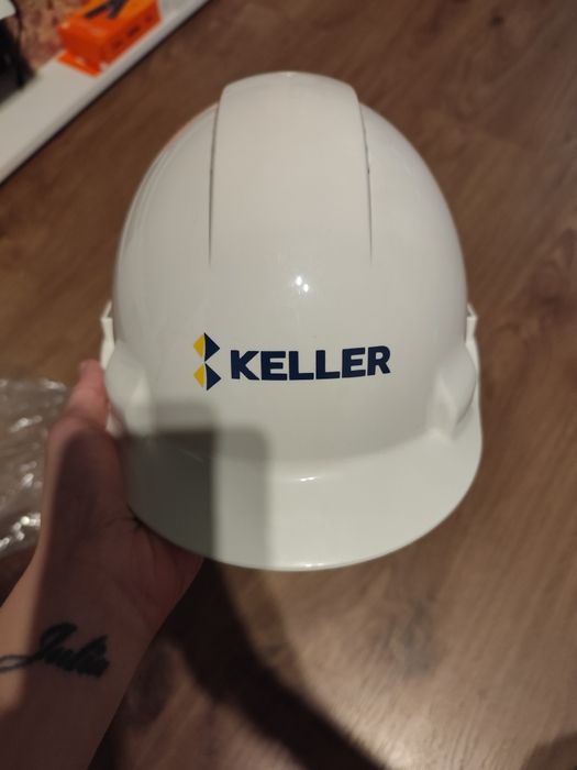 Kask roboczy nowy