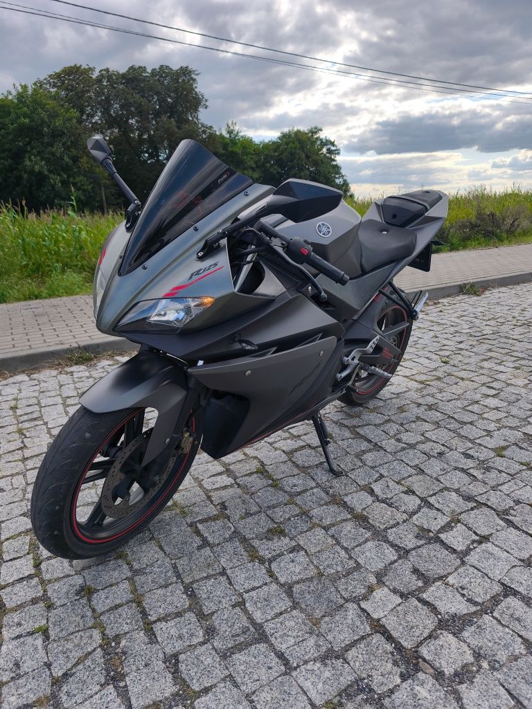 Sprzedam Yamaha YZF-R125