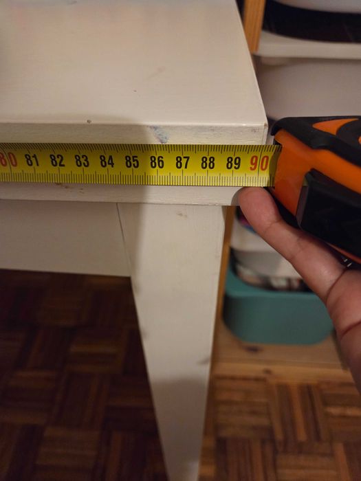 Mesa Ikea usada como secretária