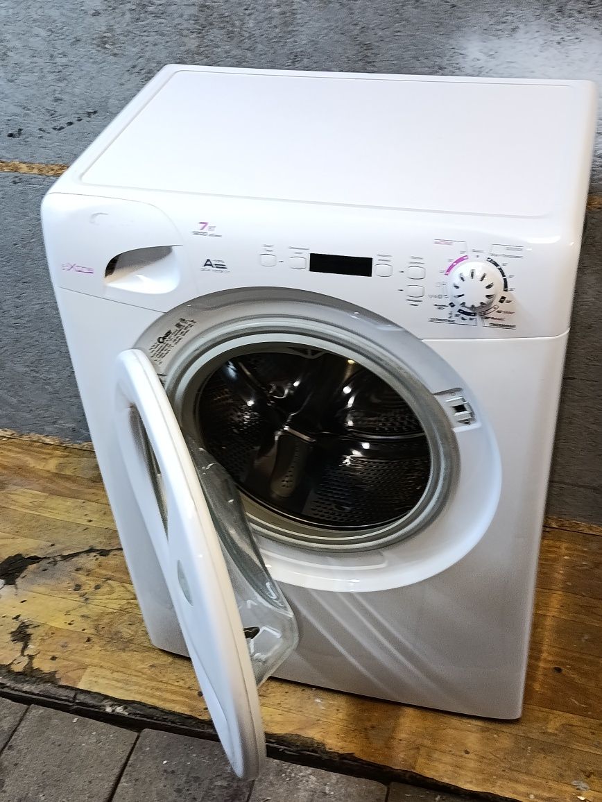 Продам стиральную машину