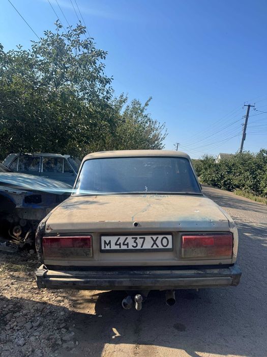 Продам ВАЗ 2107 жигуль